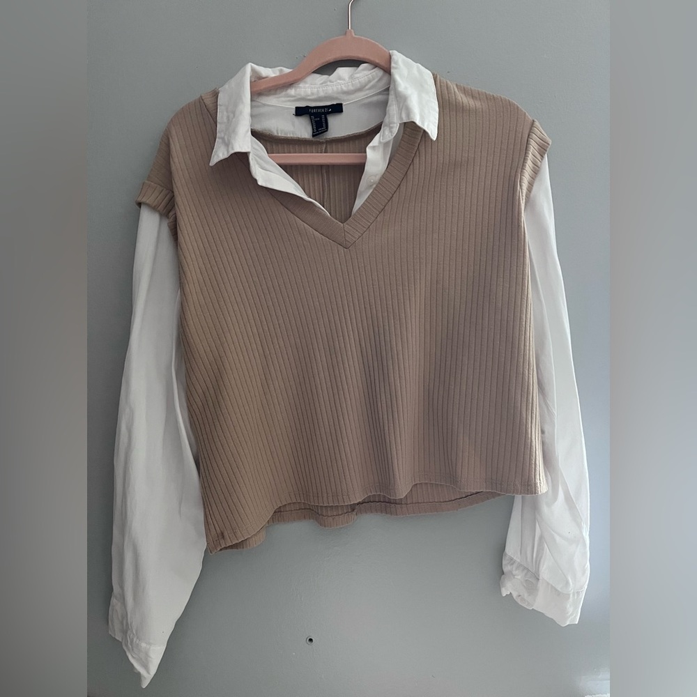 Cute trendy top!